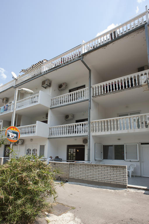 Apartments Durasevic Ivo Ilha Sveti Stefan Quarto foto